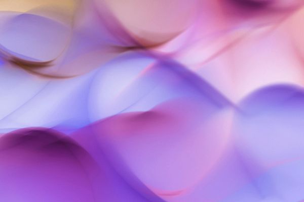 Abstract image showing blurred lines of movement, suggesting flow.